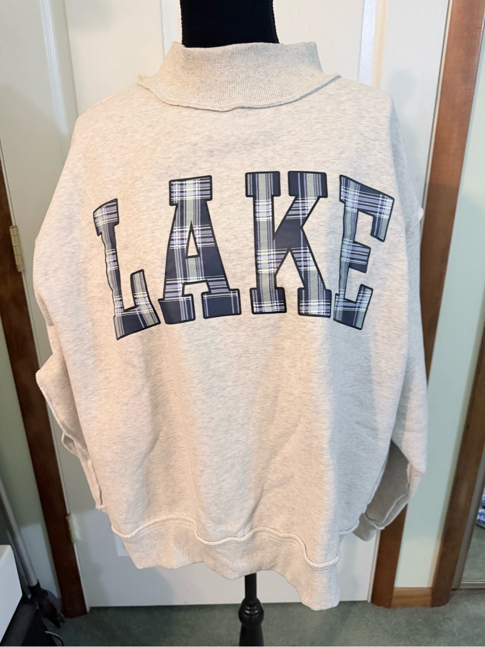 BUCKETLIST Light Gray Crewneck Sweatshirt with Navy Plaid 'LAKE' Graphic